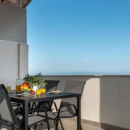 Stela; Charming 1bedroom Apt. With A Stunning View Apartment