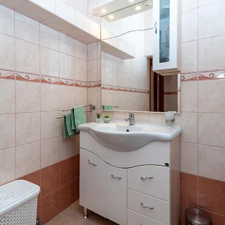 Stela; Charming 1bedroom Apt. With A Stunning View Apartment