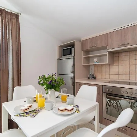 Stela; Charming 1bedroom Apt. With A Stunning View * Traù